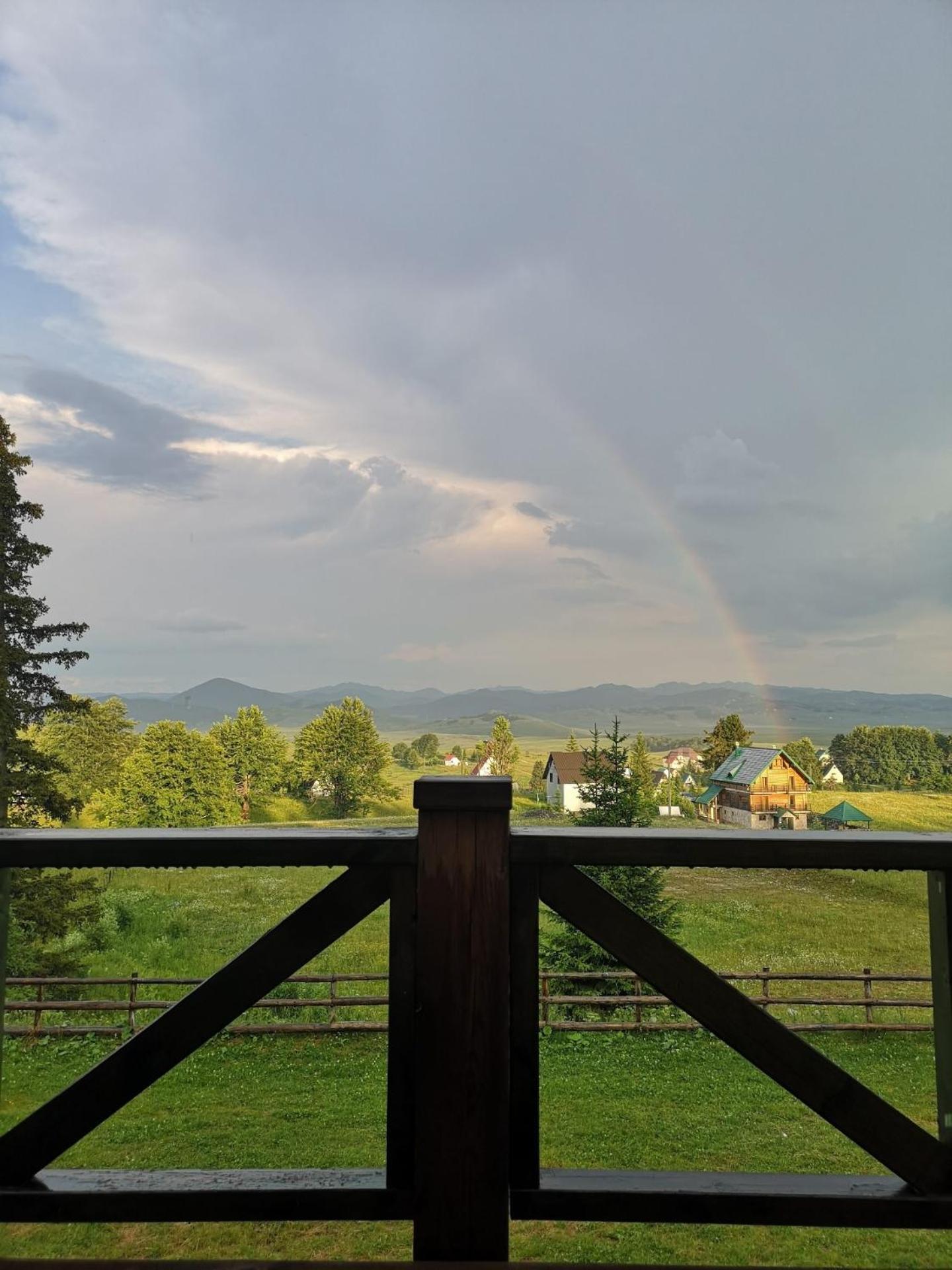ホテル Razvrsje Co Žabljak エクステリア 写真